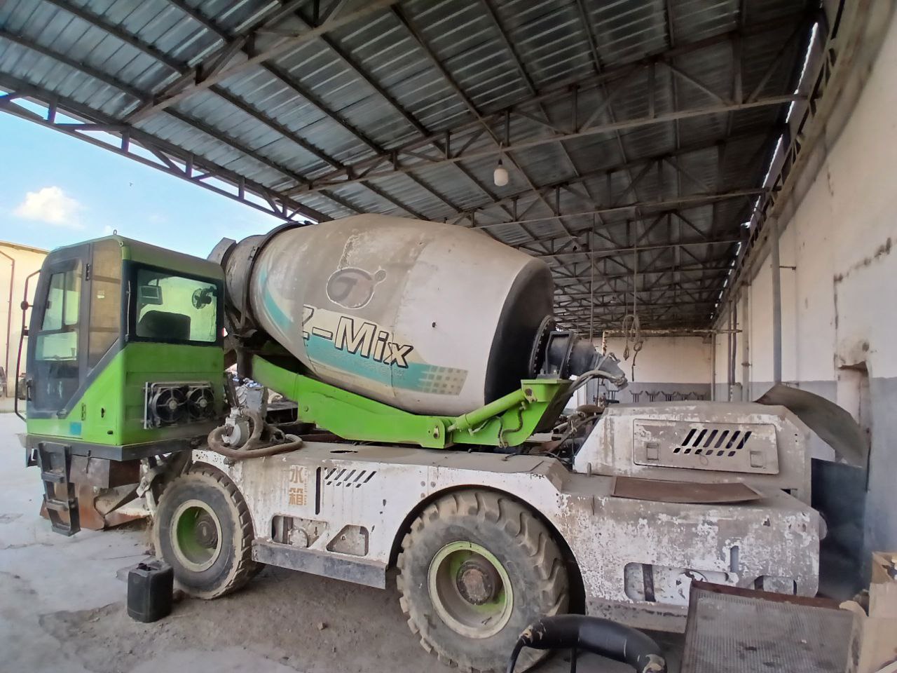 Продается миксер JBC 40